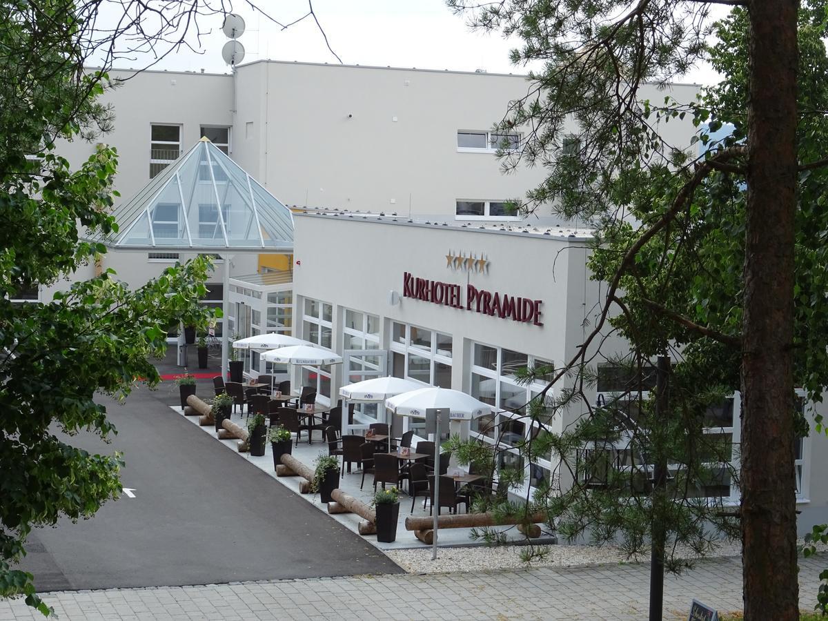 Kurhotel Pyramide Sibyllenbad ノイアルベンロイト エクステリア 写真